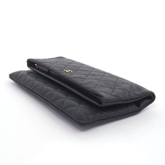 Chanel Coco Mark CC Matelasse Clutch Bag - Picture 5 of 6